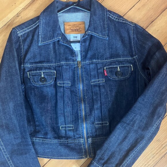 Levi's Jackets & Blazers - Levi's Women’s Cropped Denim 2 Pocket Full Zip Blue Jean Jacket Size Medium